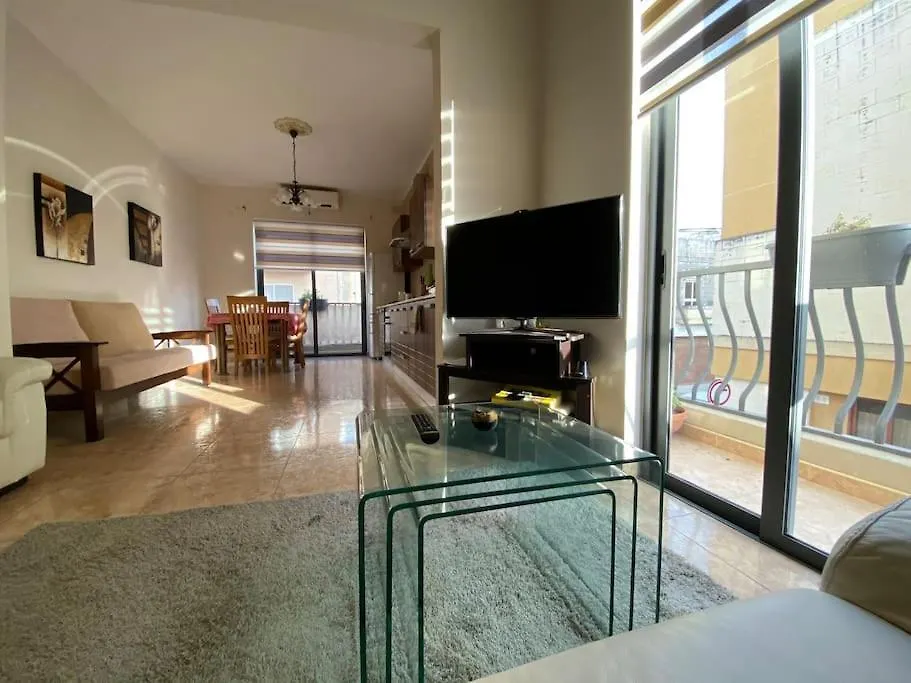 Apartment May Flower: Modern Flat Close To Airport/Bus Stops Tarxien Malta