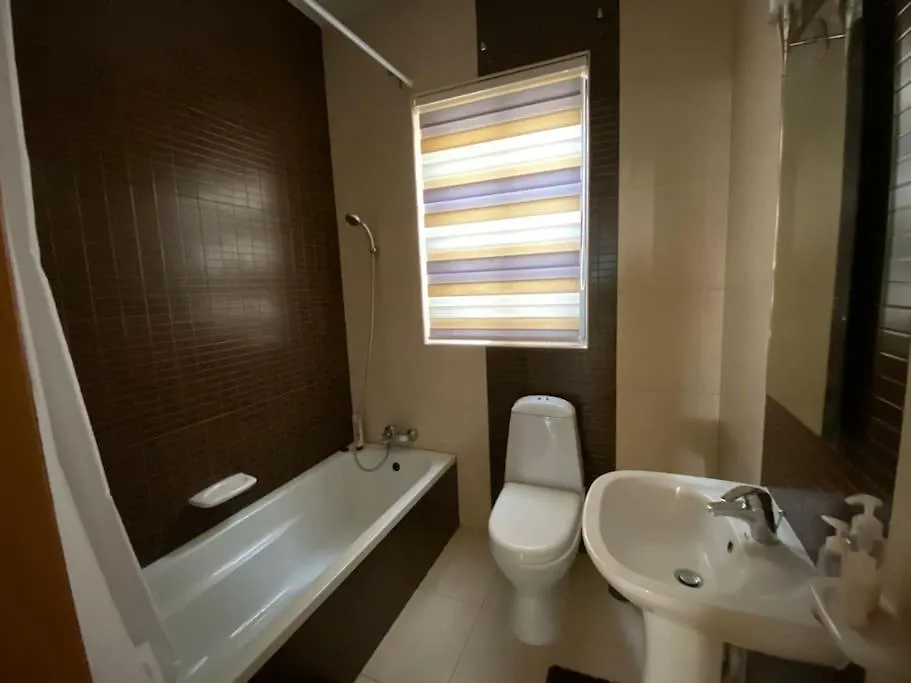 May Flower: Modern Flat Close To Airport/Bus Stops Tarxien 0*,